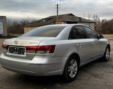 Сірий Хендай Соната, об'ємом двигуна 2 л та пробігом 180 тис. км за 5700 $, фото 9 на Automoto.ua