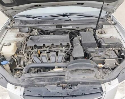 Сірий Хендай Соната, об'ємом двигуна 2.36 л та пробігом 300 тис. км за 5500 $, фото 7 на Automoto.ua