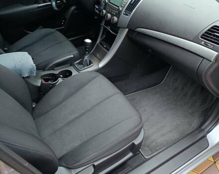 Серый Хендай Соната, объемом двигателя 2 л и пробегом 250 тыс. км за 5999 $, фото 11 на Automoto.ua