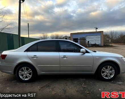 Сірий Хендай Соната, об'ємом двигуна 2 л та пробігом 180 тис. км за 5700 $, фото 7 на Automoto.ua