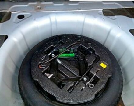 Сірий Хендай Соната, об'ємом двигуна 2 л та пробігом 112 тис. км за 9000 $, фото 4 на Automoto.ua