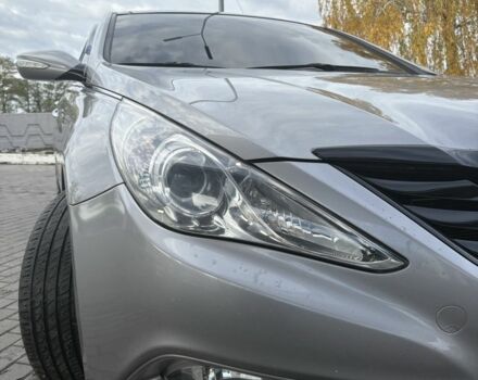 Хендай Соната 2010 в Днепре (Днепропетровске) на Automoto.ua Серый Хендай Соната, объемом двигателя 2.4 л и пробегом 236 тыс. км за 10199 $, фото 4 на Automoto.ua