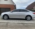 Хендай Соната 2010 у Синельниковом на Automoto.ua Сірий Хендай Соната, об'ємом двигуна 2.4 л та пробігом 71 тис. км за 12000 $, фото 2 на Automoto.ua