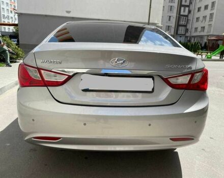 Серый Хендай Соната, объемом двигателя 0 л и пробегом 293 тыс. км за 7300 $, фото 1 на Automoto.ua