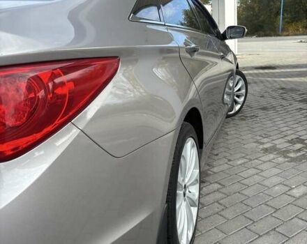 Хендай Соната 2010 в Днепре (Днепропетровске) на Automoto.ua Серый Хендай Соната, объемом двигателя 2.4 л и пробегом 236 тыс. км за 10199 $, фото 13 на Automoto.ua