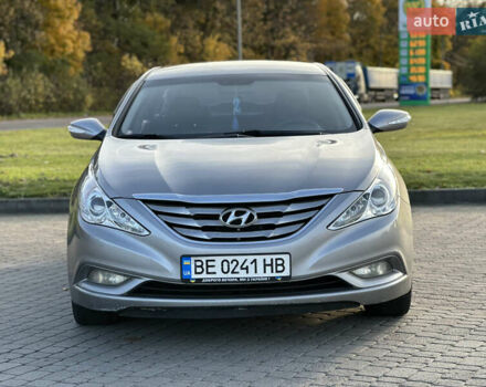 Сірий Хендай Соната, об'ємом двигуна 2 л та пробігом 265 тис. км за 7200 $, фото 3 на Automoto.ua