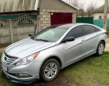 Серый Хендай Соната, объемом двигателя 2.4 л и пробегом 250 тыс. км за 7000 $, фото 3 на Automoto.ua