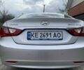 Хендай Соната 2010 у Синельниковом на Automoto.ua Сірий Хендай Соната, об'ємом двигуна 2.4 л та пробігом 71 тис. км за 12000 $, фото 5 на Automoto.ua