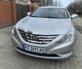Хендай Соната 2010 у Синельниковом на Automoto.ua Сірий Хендай Соната, об'ємом двигуна 2.4 л та пробігом 71 тис. км за 12000 $, фото 1 на Automoto.ua