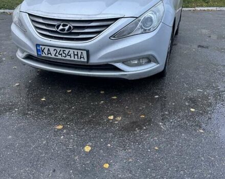 Хендай Соната 2011 в Згуровке на Automoto.ua Серый Хендай Соната, объемом двигателя 2 л и пробегом 504 тыс. км за 6600 $, фото 2 на Automoto.ua