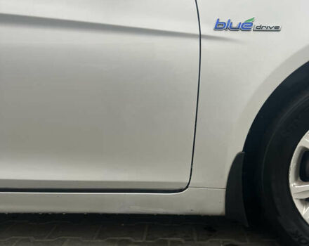 Хендай Соната 2011 в Тернополе на Automoto.ua Серый Хендай Соната, объемом двигателя 2 л и пробегом 375 тыс. км за 6600 $, фото 27 на Automoto.ua