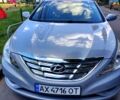 Сірий Хендай Соната, об'ємом двигуна 2.4 л та пробігом 222 тис. км за 7200 $, фото 1 на Automoto.ua