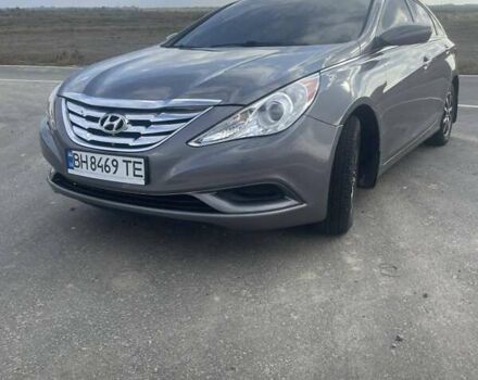 Хендай Соната 2011 в Килие на Automoto.ua Серый Хендай Соната, объемом двигателя 2.36 л и пробегом 359 тыс. км за 8300 $, фото 4 на Automoto.ua