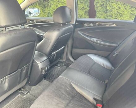 Хендай Соната 2011 в Ужгороде на Automoto.ua Серый Хендай Соната, объемом двигателя 2.4 л и пробегом 168 тыс. км за 8500 $, фото 5 на Automoto.ua