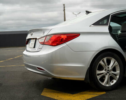 Хендай Соната 2011 в Киеве на Automoto.ua Серый Хендай Соната, объемом двигателя 2.4 л и пробегом 170 тыс. км за 9600 $, фото 24 на Automoto.ua