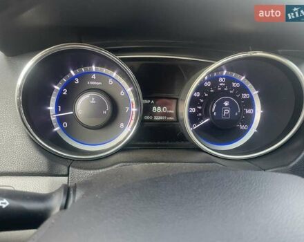 Хендай Соната 2011 в Килие на Automoto.ua Серый Хендай Соната, объемом двигателя 2.36 л и пробегом 359 тыс. км за 8300 $, фото 11 на Automoto.ua