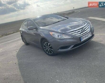 Хендай Соната 2011 в Килие на Automoto.ua Серый Хендай Соната, объемом двигателя 2.36 л и пробегом 359 тыс. км за 8300 $, фото 3 на Automoto.ua