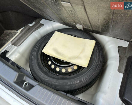 Сірий Хендай Соната, об'ємом двигуна 2.36 л та пробігом 146 тис. км за 9500 $, фото 11 на Automoto.ua