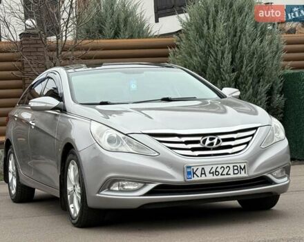 Серый Хендай Соната, объемом двигателя 2.36 л и пробегом 187 тыс. км за 9400 $, фото 9 на Automoto.ua