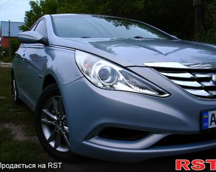 Сірий Хендай Соната, об'ємом двигуна 2.4 л та пробігом 0 тис. км за 8500 $, фото 5 на Automoto.ua