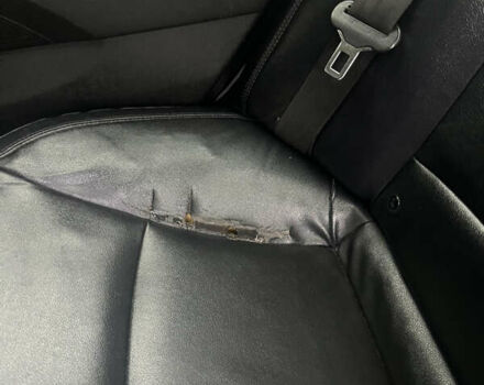 Хендай Соната 2011 в Тернополе на Automoto.ua Серый Хендай Соната, объемом двигателя 2 л и пробегом 375 тыс. км за 6600 $, фото 40 на Automoto.ua