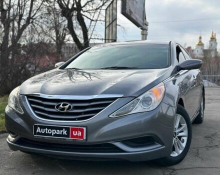 Серый Хендай Соната, объемом двигателя 2.4 л и пробегом 230 тыс. км за 6890 $, фото 3 на Automoto.ua