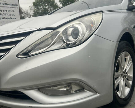 Хендай Соната 2011 в Тернополе на Automoto.ua Серый Хендай Соната, объемом двигателя 2 л и пробегом 375 тыс. км за 6600 $, фото 22 на Automoto.ua