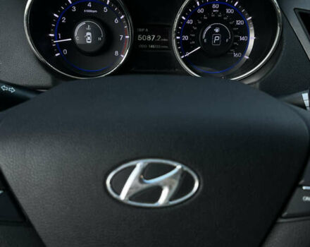 Серый Хендай Соната, объемом двигателя 2.4 л и пробегом 222 тыс. км за 7900 $, фото 6 на Automoto.ua