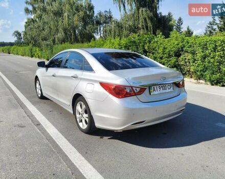 Сірий Хендай Соната, об'ємом двигуна 2 л та пробігом 230 тис. км за 8500 $, фото 12 на Automoto.ua