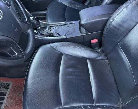 Хендай Соната 2011 в Згуровке на Automoto.ua Серый Хендай Соната, объемом двигателя 2 л и пробегом 504 тыс. км за 6600 $, фото 11 на Automoto.ua