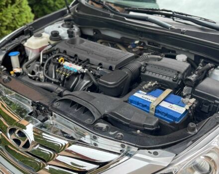 Хендай Соната 2011 в Ужгороде на Automoto.ua Серый Хендай Соната, объемом двигателя 2.4 л и пробегом 168 тыс. км за 8500 $, фото 2 на Automoto.ua