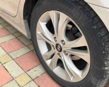 Хендай Соната 2011 в Ужгороде на Automoto.ua Серый Хендай Соната, объемом двигателя 2.4 л и пробегом 168 тыс. км за 8500 $, фото 8 на Automoto.ua