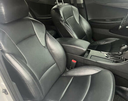 Хендай Соната 2011 в Тернополе на Automoto.ua Серый Хендай Соната, объемом двигателя 2 л и пробегом 375 тыс. км за 6600 $, фото 56 на Automoto.ua