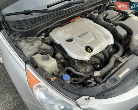 Серый Хендай Соната, объемом двигателя 2.36 л и пробегом 199 тыс. км за 8950 $, фото 25 на Automoto.ua