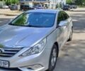 Сірий Хендай Соната, об'ємом двигуна 2 л та пробігом 332 тис. км за 9200 $, фото 1 на Automoto.ua
