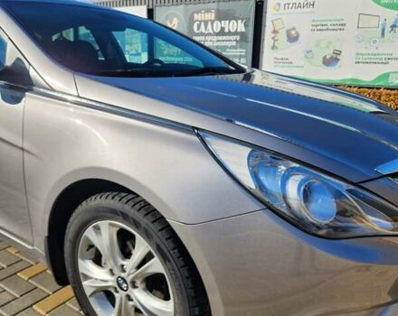 Хендай Соната 2012 в Виннице на Automoto.ua Серый Хендай Соната, объемом двигателя 2 л и пробегом 179 тыс. км за 9500 $, фото 13 на Automoto.ua