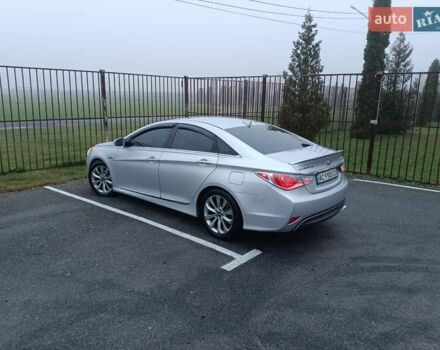 Серый Хендай Соната, объемом двигателя 2.36 л и пробегом 174 тыс. км за 9970 $, фото 10 на Automoto.ua