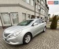 Хендай Соната 2012 в Ужгороде на Automoto.ua Серый Хендай Соната, объемом двигателя 2 л и пробегом 380 тыс. км за 7550 $, фото 2 на Automoto.ua