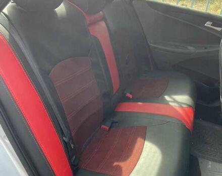 Серый Хендай Соната, объемом двигателя 2.36 л и пробегом 204 тыс. км за 6200 $, фото 5 на Automoto.ua