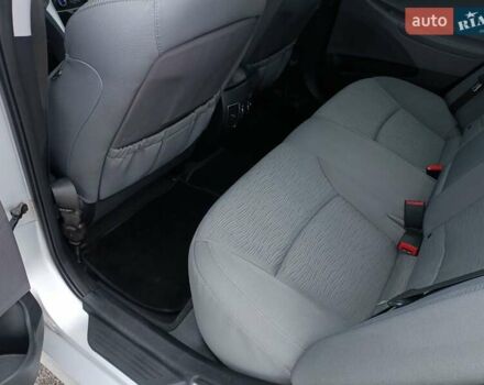 Серый Хендай Соната, объемом двигателя 2.36 л и пробегом 174 тыс. км за 9970 $, фото 34 на Automoto.ua