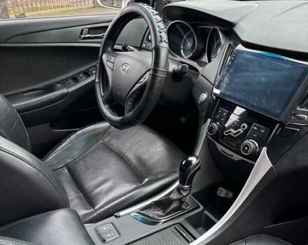 Хендай Соната 2012 в Ужгороде на Automoto.ua Серый Хендай Соната, объемом двигателя 2 л и пробегом 380 тыс. км за 7550 $, фото 13 на Automoto.ua