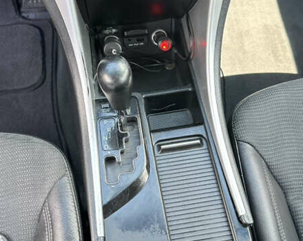 Сірий Хендай Соната, об'ємом двигуна 2 л та пробігом 213 тис. км за 9200 $, фото 9 на Automoto.ua