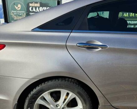 Хендай Соната 2012 в Виннице на Automoto.ua Серый Хендай Соната, объемом двигателя 2 л и пробегом 179 тыс. км за 9500 $, фото 5 на Automoto.ua