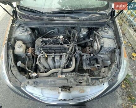 Серый Хендай Соната, объемом двигателя 2.36 л и пробегом 204 тыс. км за 6200 $, фото 1 на Automoto.ua