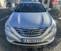 Серый Хендай Соната, объемом двигателя 2.4 л и пробегом 215 тыс. км за 10500 $, фото 1 на Automoto.ua