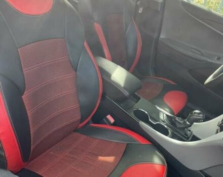 Серый Хендай Соната, объемом двигателя 2.36 л и пробегом 204 тыс. км за 6200 $, фото 6 на Automoto.ua