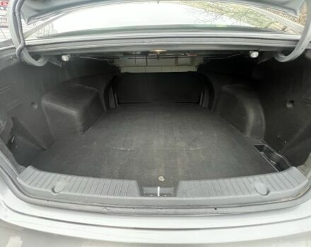 Сірий Хендай Соната, об'ємом двигуна 2 л та пробігом 120 тис. км за 8000 $, фото 7 на Automoto.ua