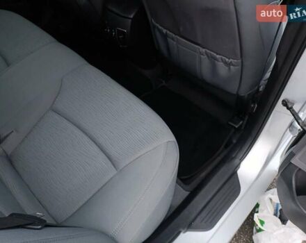 Серый Хендай Соната, объемом двигателя 2.36 л и пробегом 174 тыс. км за 9970 $, фото 31 на Automoto.ua