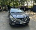 Серый Хендай Соната, объемом двигателя 2 л и пробегом 158 тыс. км за 7942 $, фото 1 на Automoto.ua