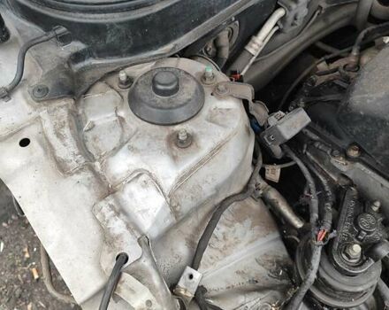 Серый Хендай Соната, объемом двигателя 2 л и пробегом 280 тыс. км за 5000 $, фото 9 на Automoto.ua